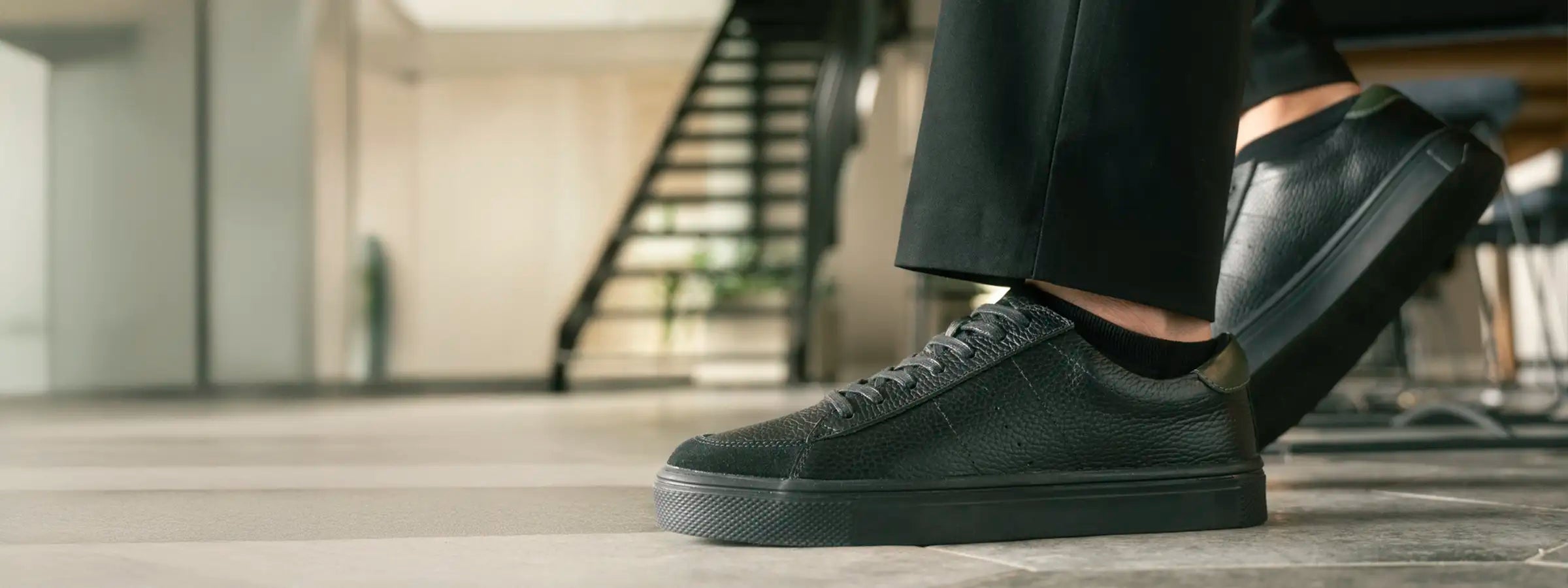 banner coleccion zapato negro