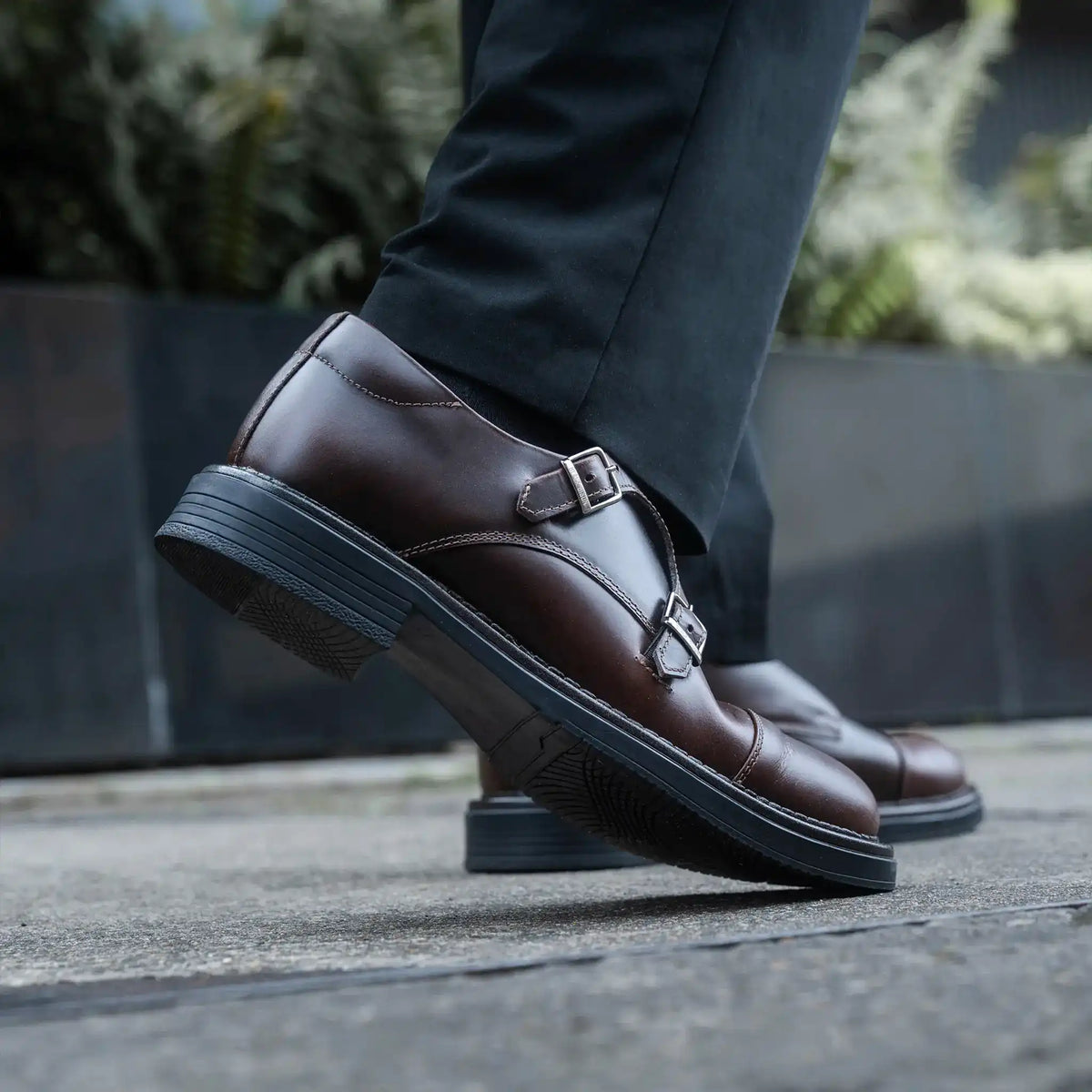 Zapato Moretti Café de Cuero para Hombre - BLACK BISON