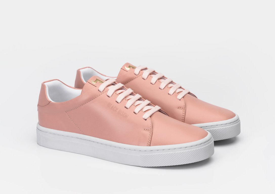Sneakers black bison rosado-blanco diagonal punta