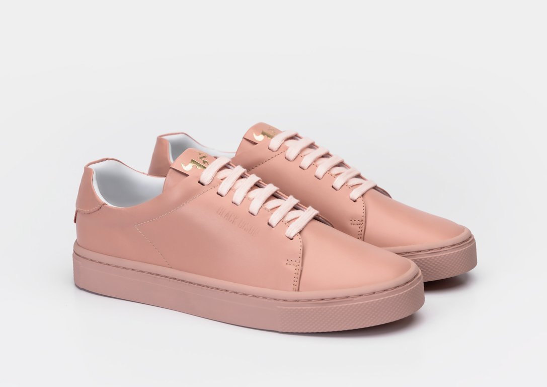 Sneakers black bison rosado diagonal punta