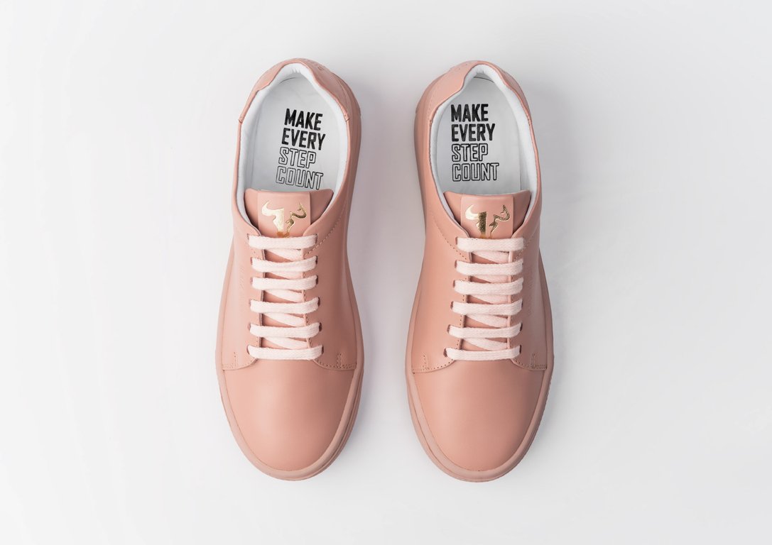 Sneakers black bison rosado superior