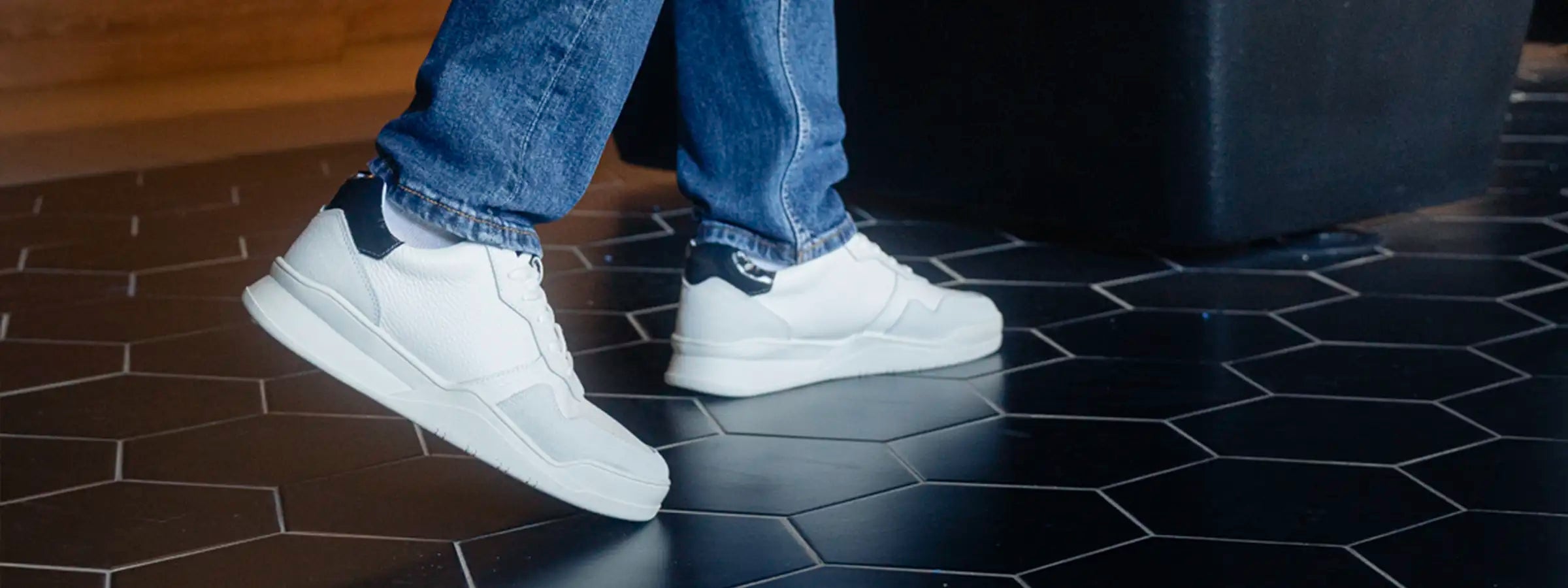 ZAPATOS BLANCOS