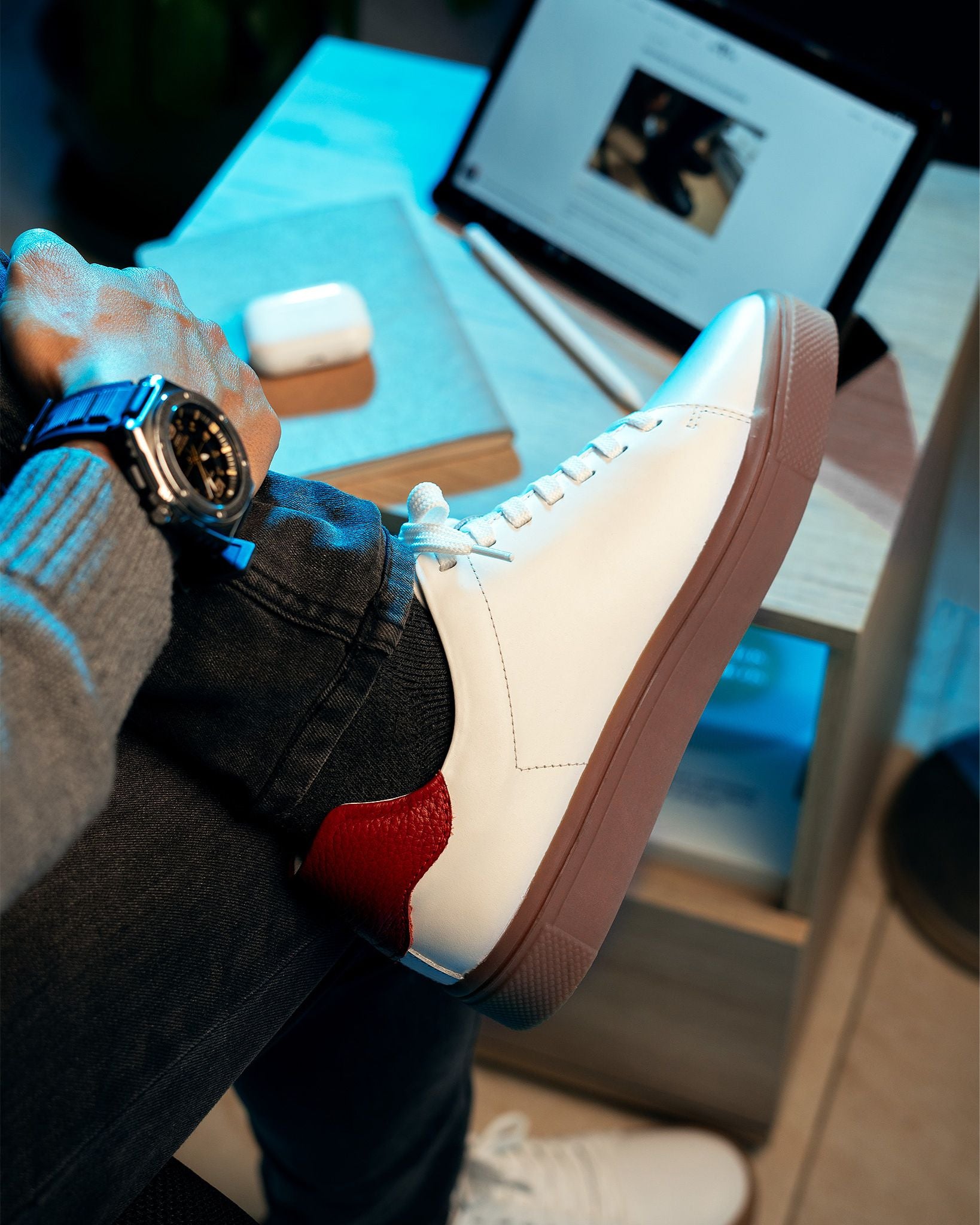 Ferragamo Blanco - Rojo - BLACK BISON