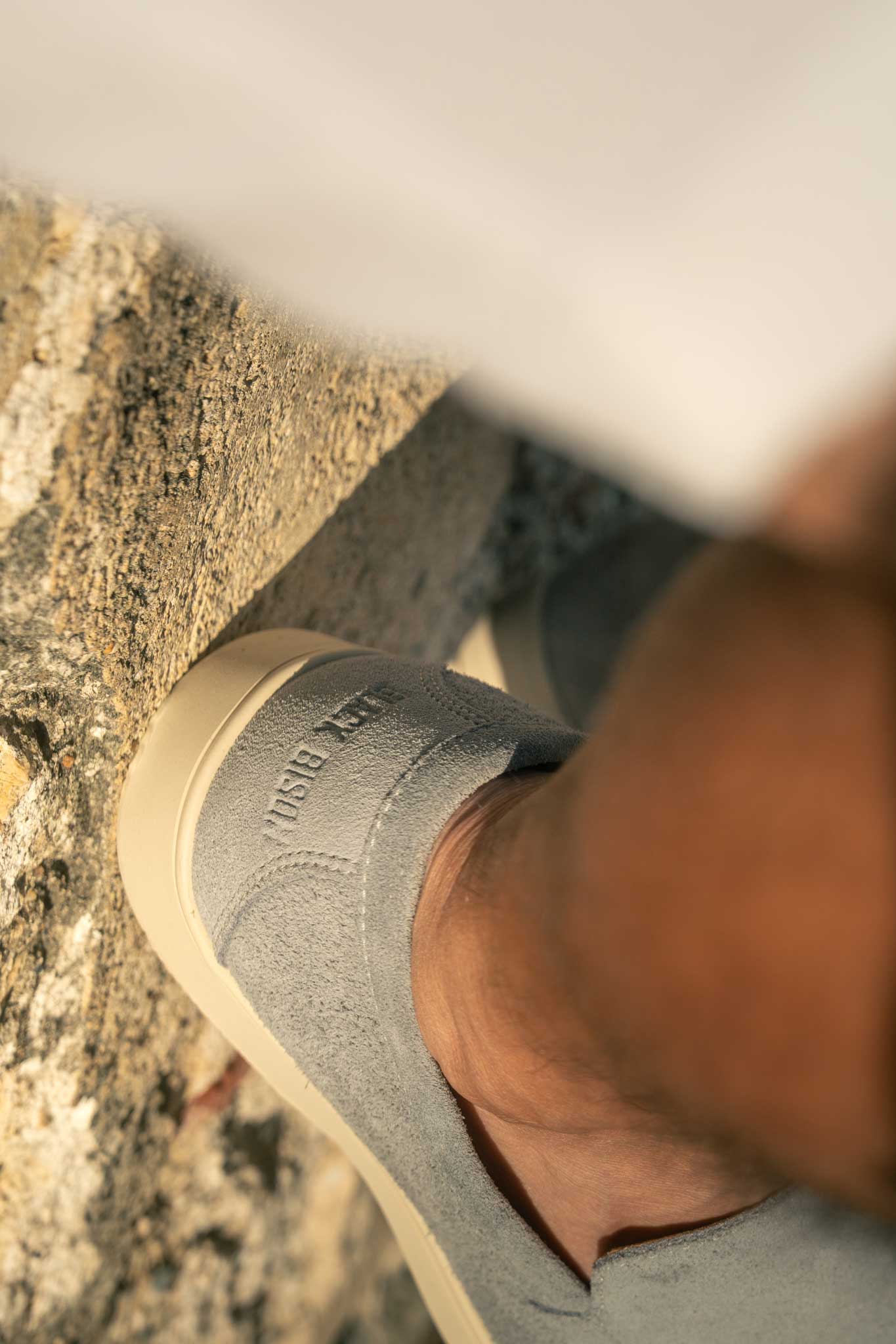 Cuero Carnaza Azul Cielo