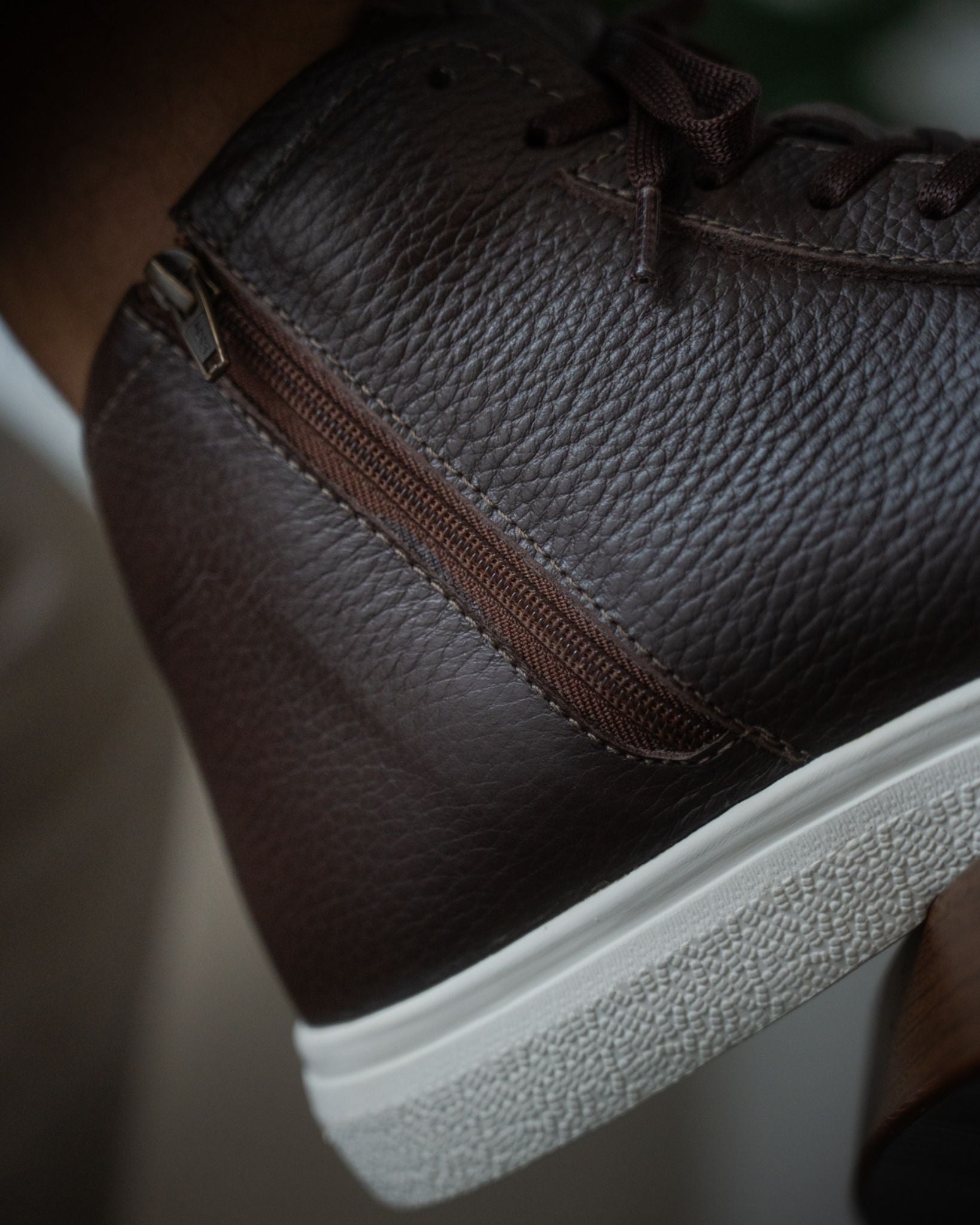 Flouther Café - BLACK BISON