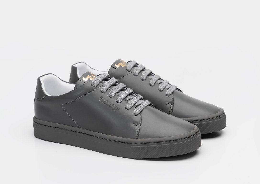 Sneakers black bison gris oscuro diagonal punta