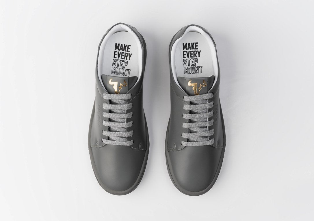 Sneakers black bison gris oscuro superior